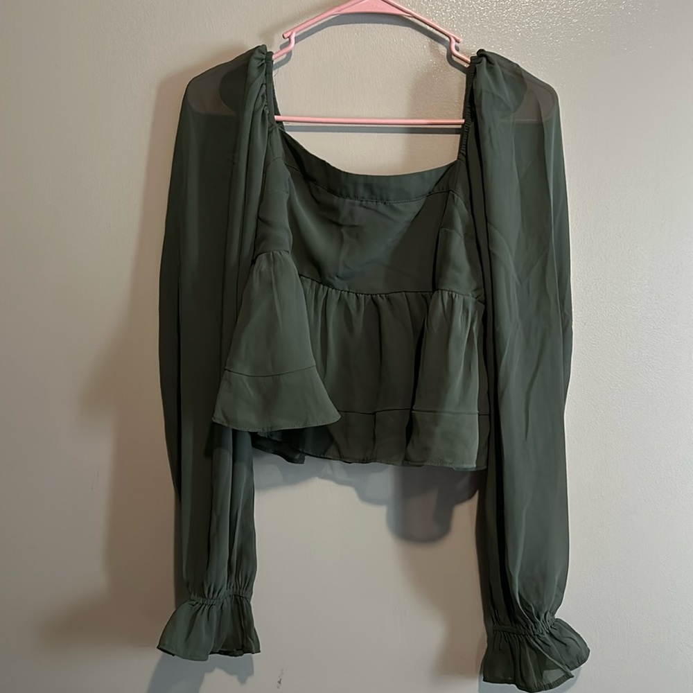 Sage green cropped baby doll blouse - Abercrombie & Fitch size small